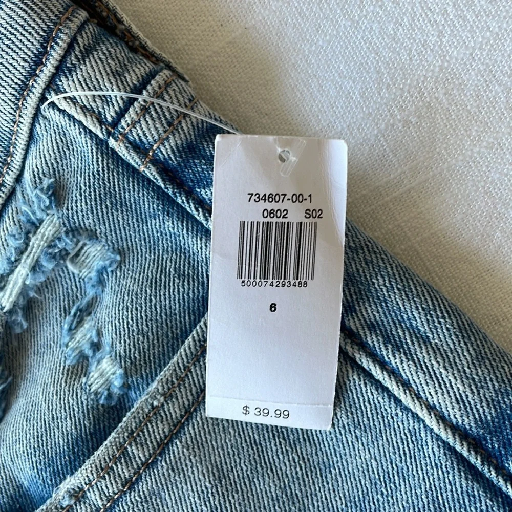 NWT Old Navy OG Straight Jeans - Size 6 - Picture 3 of 7